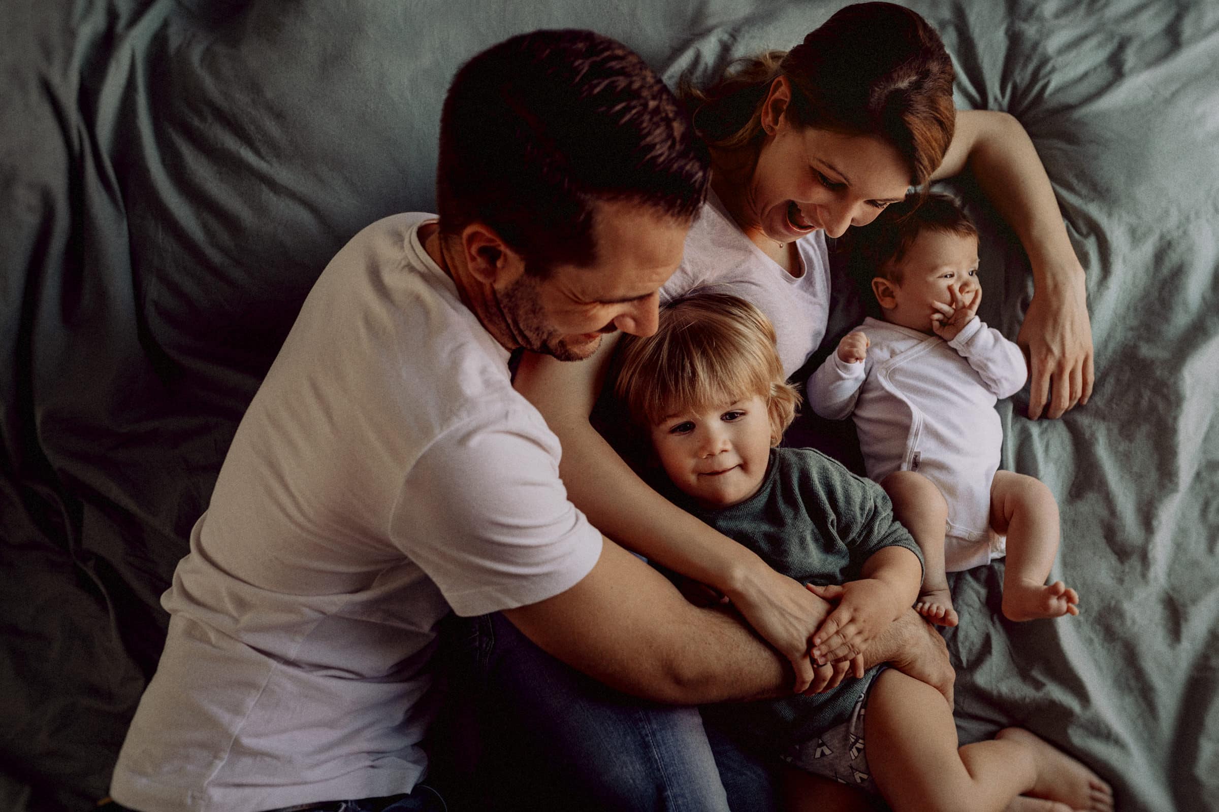 Familienbilder zu Hause